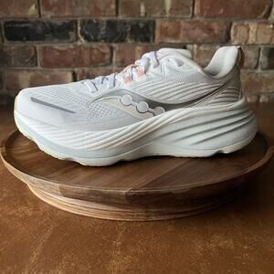 Saucony Hurricane 24 Max Cushion Womens 9 White Pink Road Running Shoes Sneakers